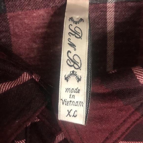 Shirt - Picture 2 of 4